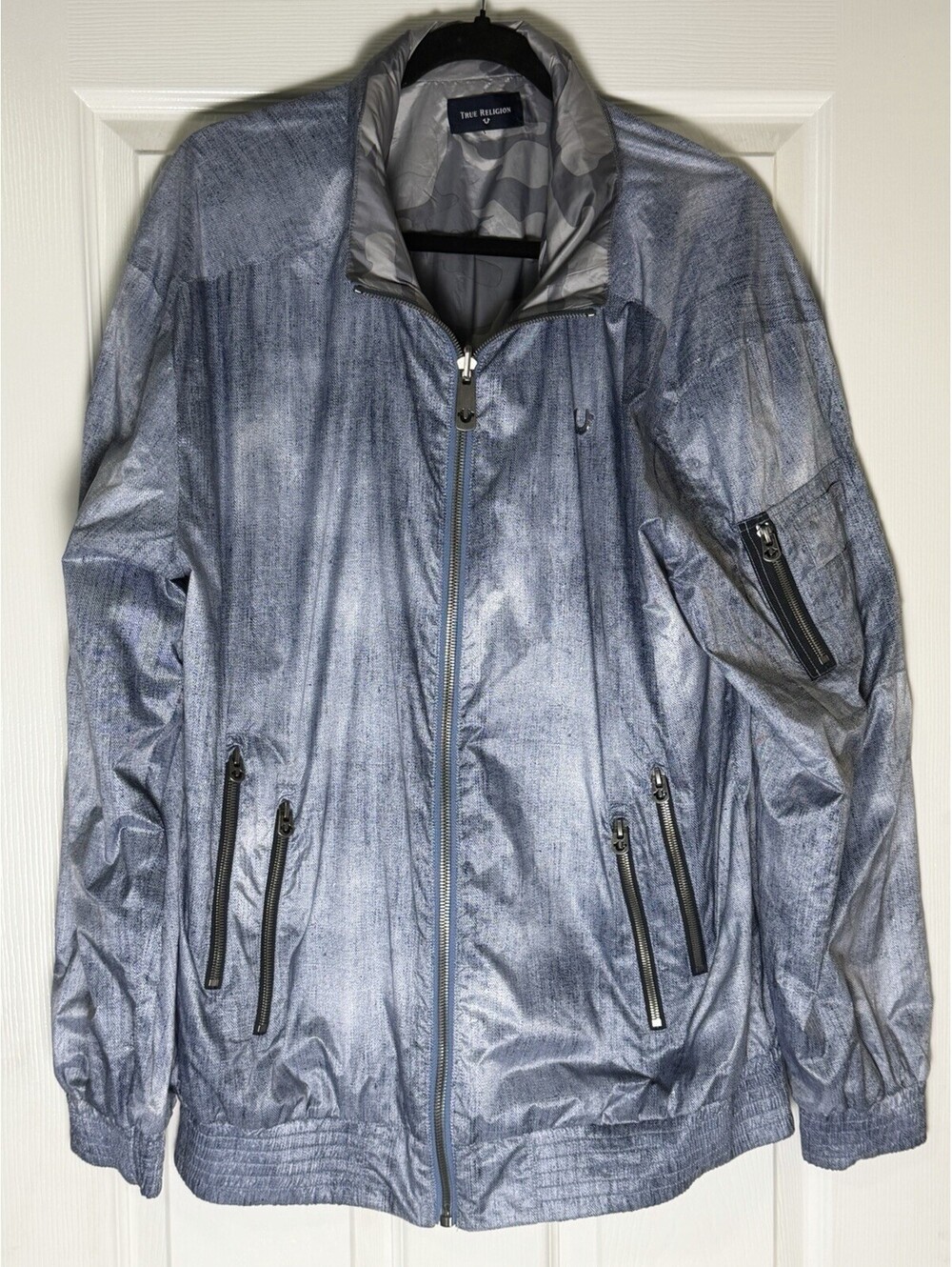 True Religion Menâs Gray Camo Track Jacket Full Zip Pockets Size XL